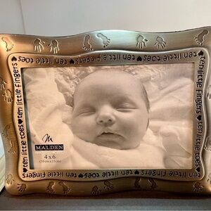 Baby picture frame